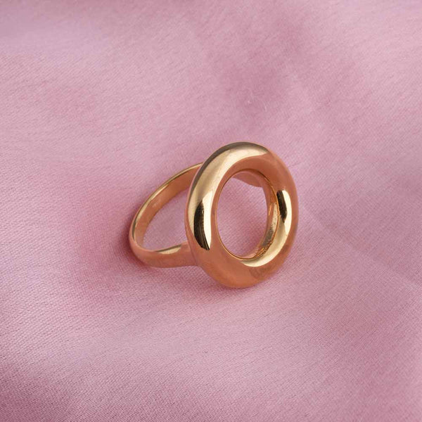 Modern Linked Gold Ring